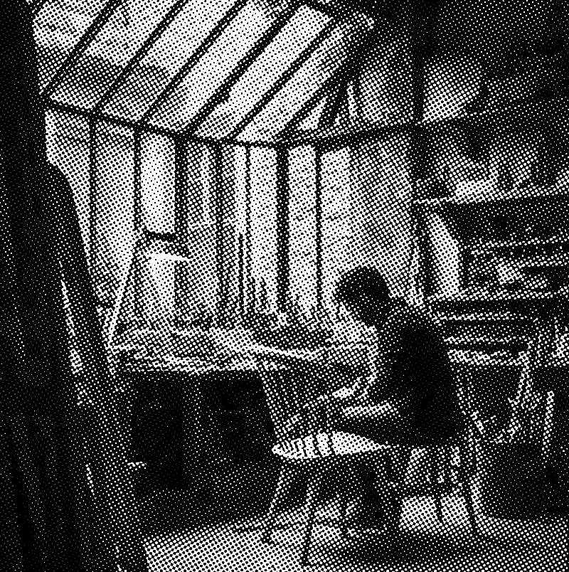 Artisan réalisant un meuble durable